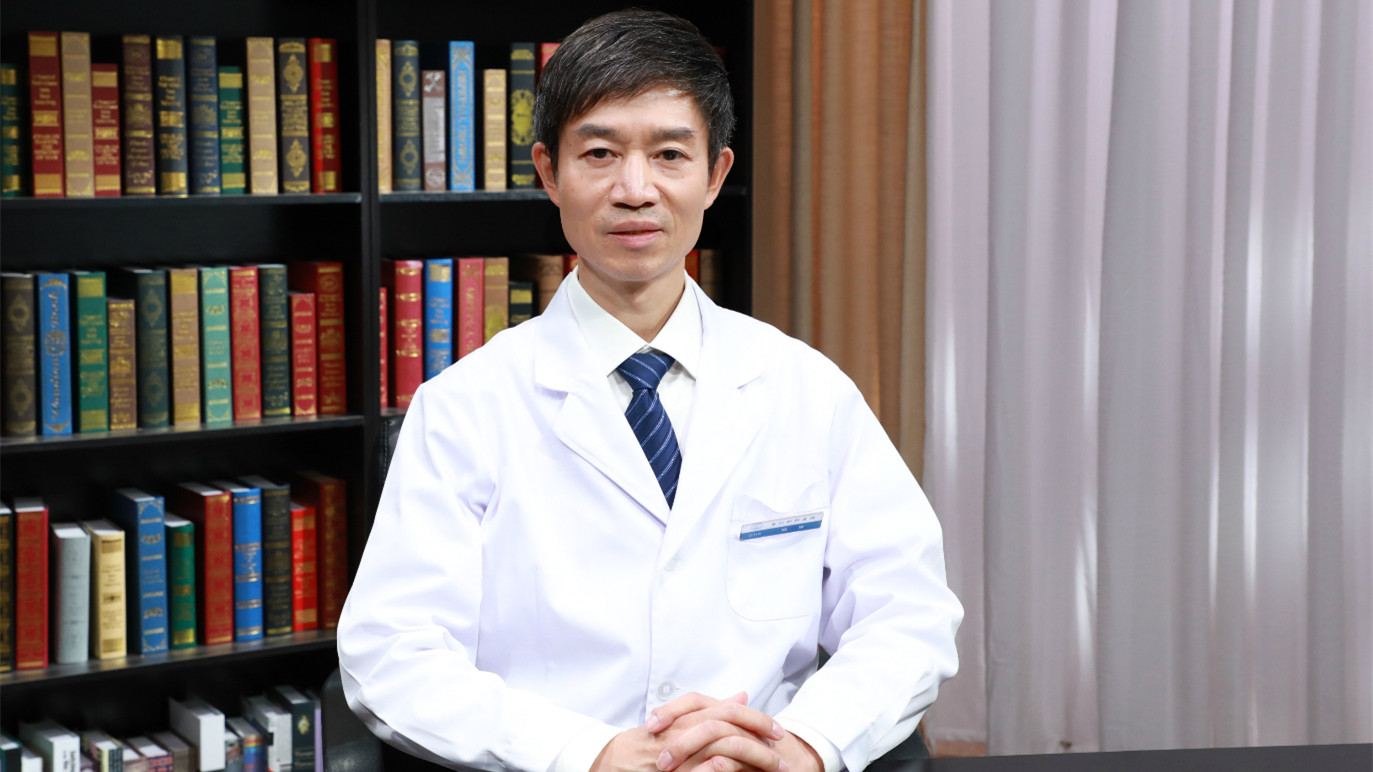 杨斌